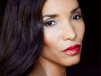 Romae Gordon Walks for Dario Vitale’s Versace Debut: A Fusion of Legacy, Reinvention, and Cultural&nbsp;Power